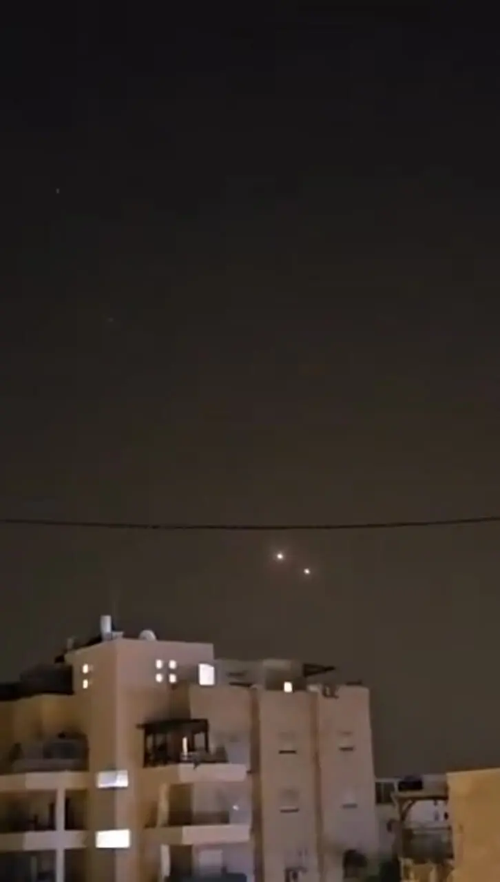 فیلم لحظه حمله موشکی دوباره یمن به اسرائیل