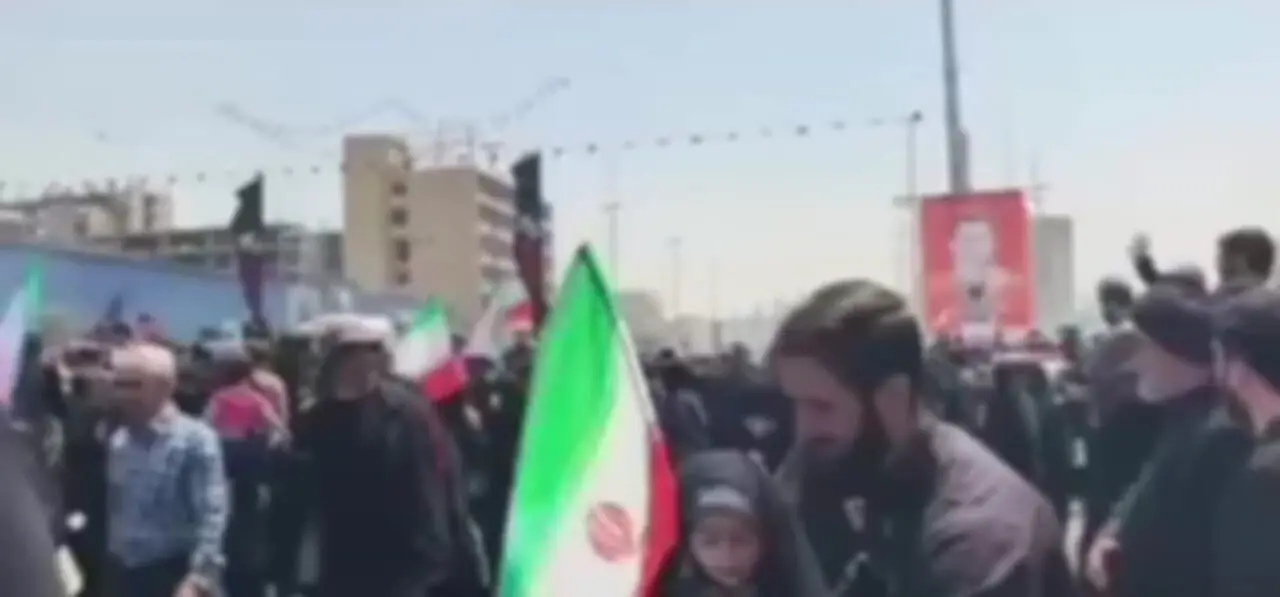 حضور فرزند رهبرانقلاب در تشییع شهدای اقتدار
