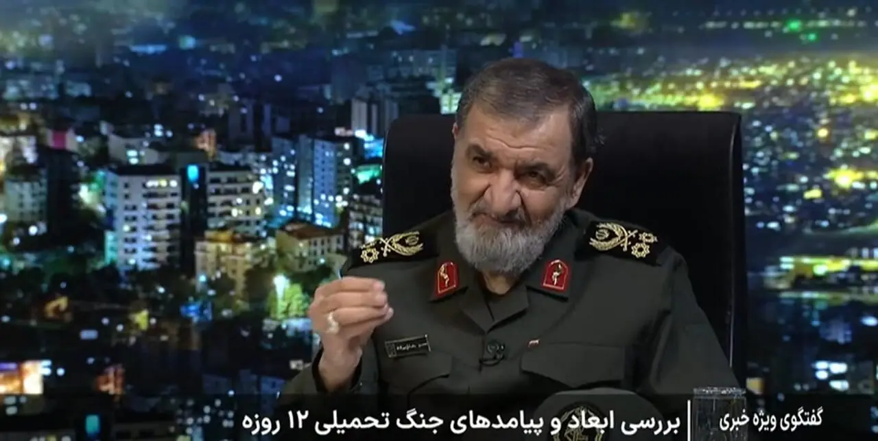 محسن رضایی: شخصیت ترامپ را به یک بازی خنده دار برای بچه‌ها تبدیل کنیم