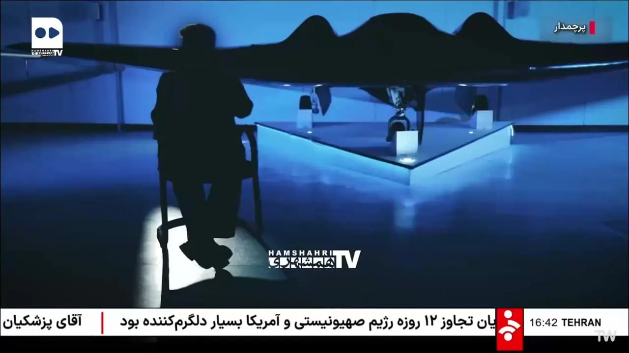 هواپیماها که زمین می‌خورد، می‌خندیدیم تا روحیه بچه‌ها بهم نریزد