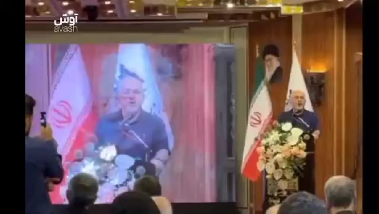 ماجرای تابلوی نقاشی استاد فرشچیان که ظریف به جان کری داد