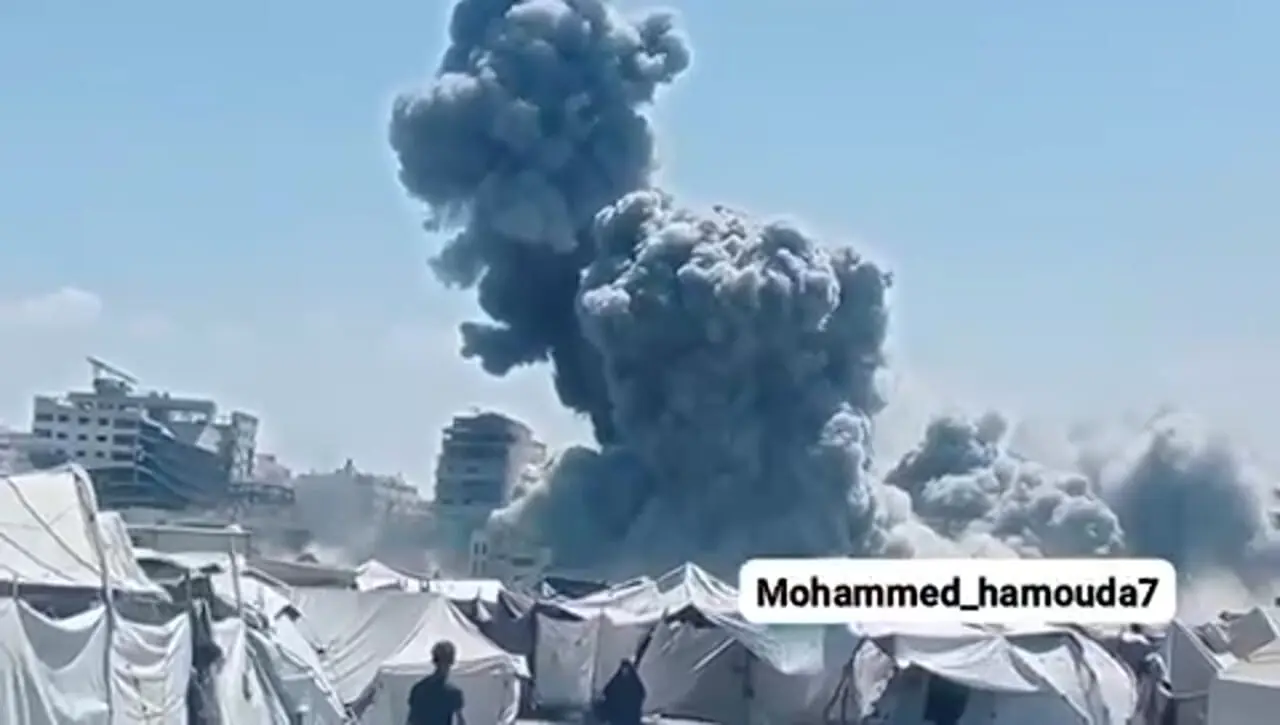لحظه بمباران برج مسکونی طیبه در غزه
