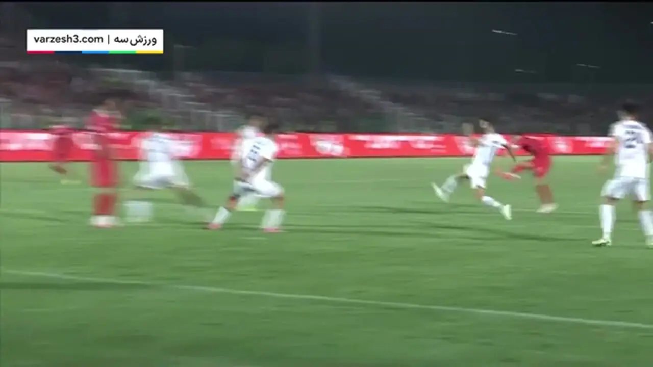 خلاصه بازی پرسپولیس 1 - فولاد 1