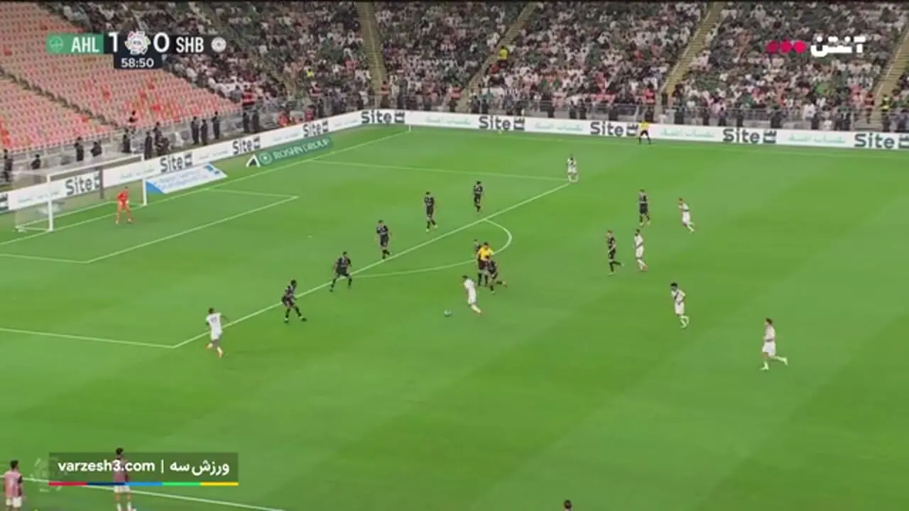 خلاصه بازی الاهلی عربستان 1 - الشباب 1