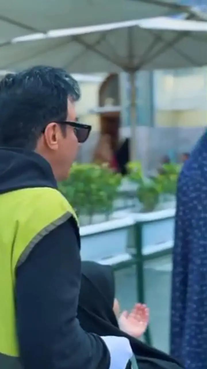 عمو پورنگ خادم حرم امام هشتم شد