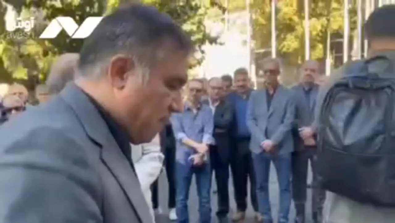 اشک‌های حسن روشن در مراسم خداحافظی با پیشکسوت استقلال