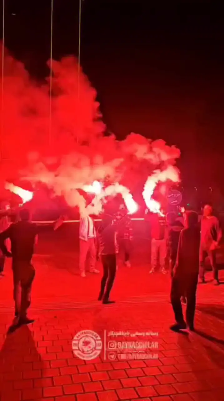 دیشب هواداران تراکتور خواب را از سپولیسی‌ها گرفتند