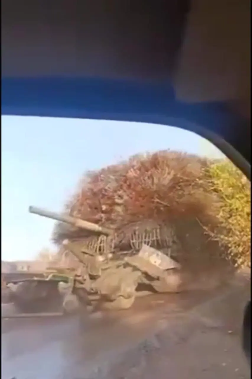 نحوه استتار یکی از تانک‌های روسیه
