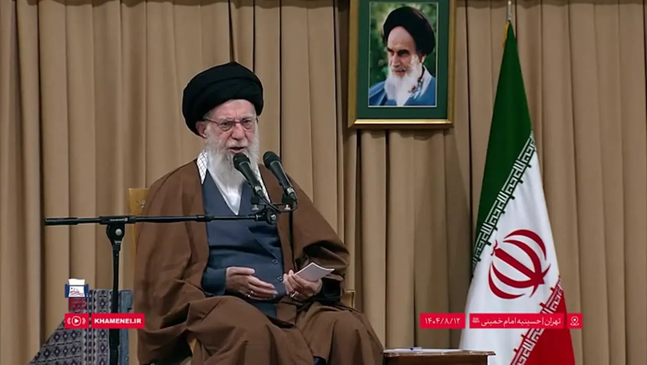 تنها راه‌حل بسیاری از مشکلات کشور از نگاه رهبرانقلاب