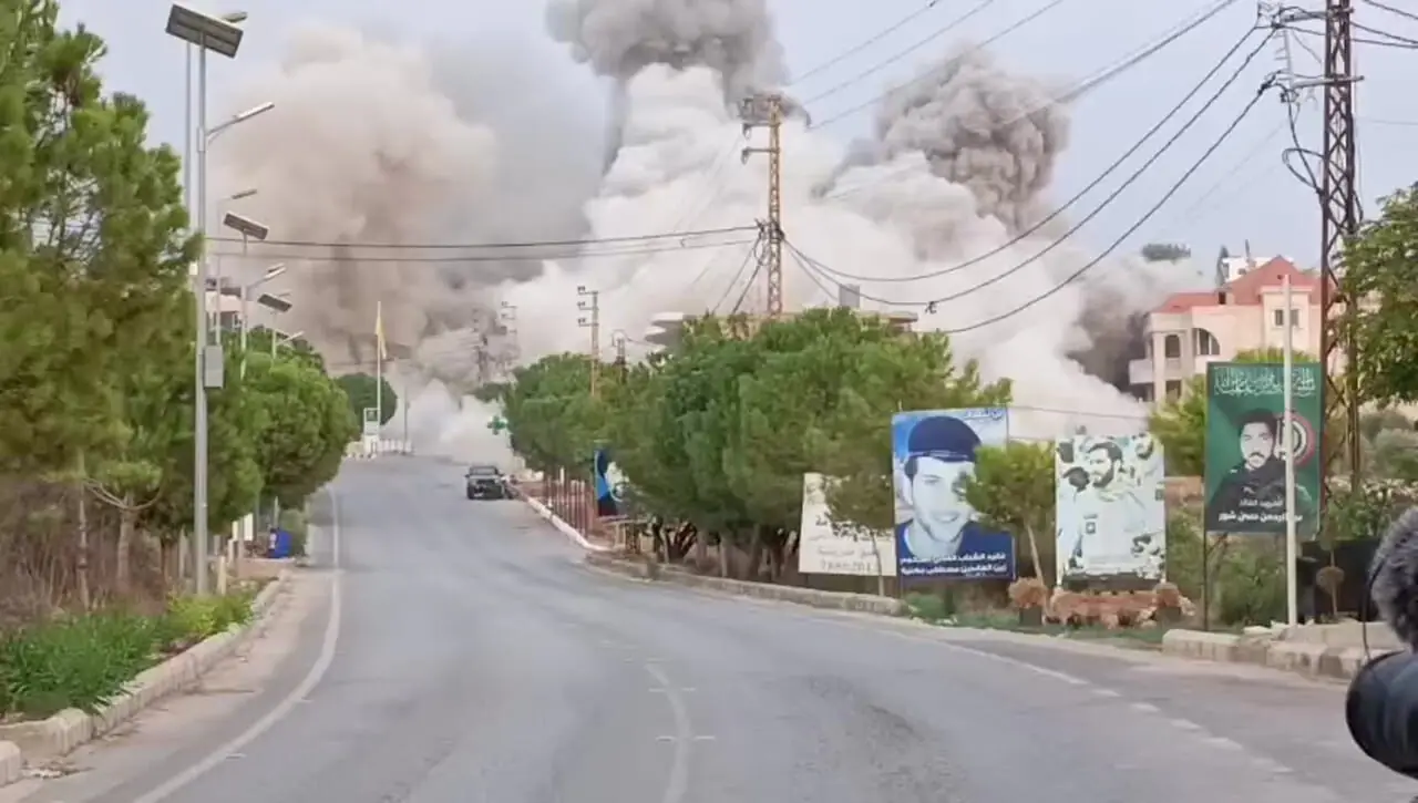 فیلم لحظه حمله هولناک صهیونیستها به لبنان