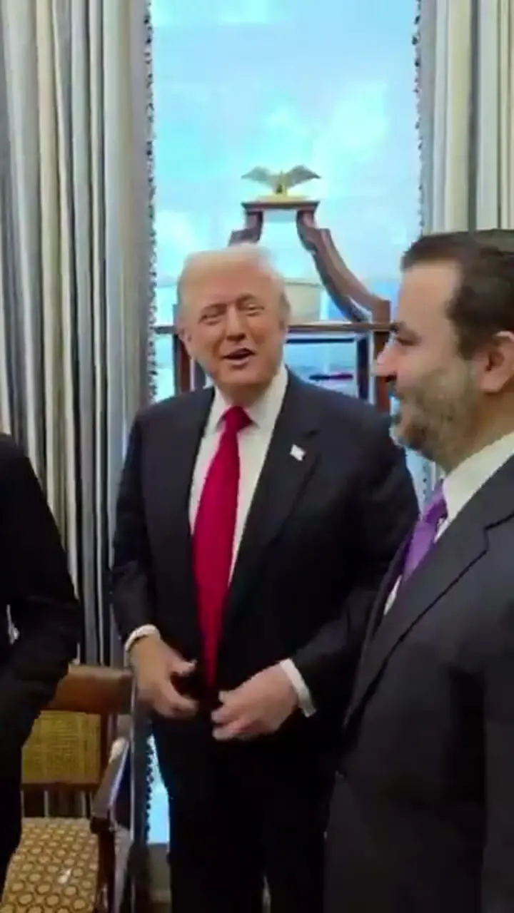 هدیه تحقیر آمیز ترامپ به جولانی