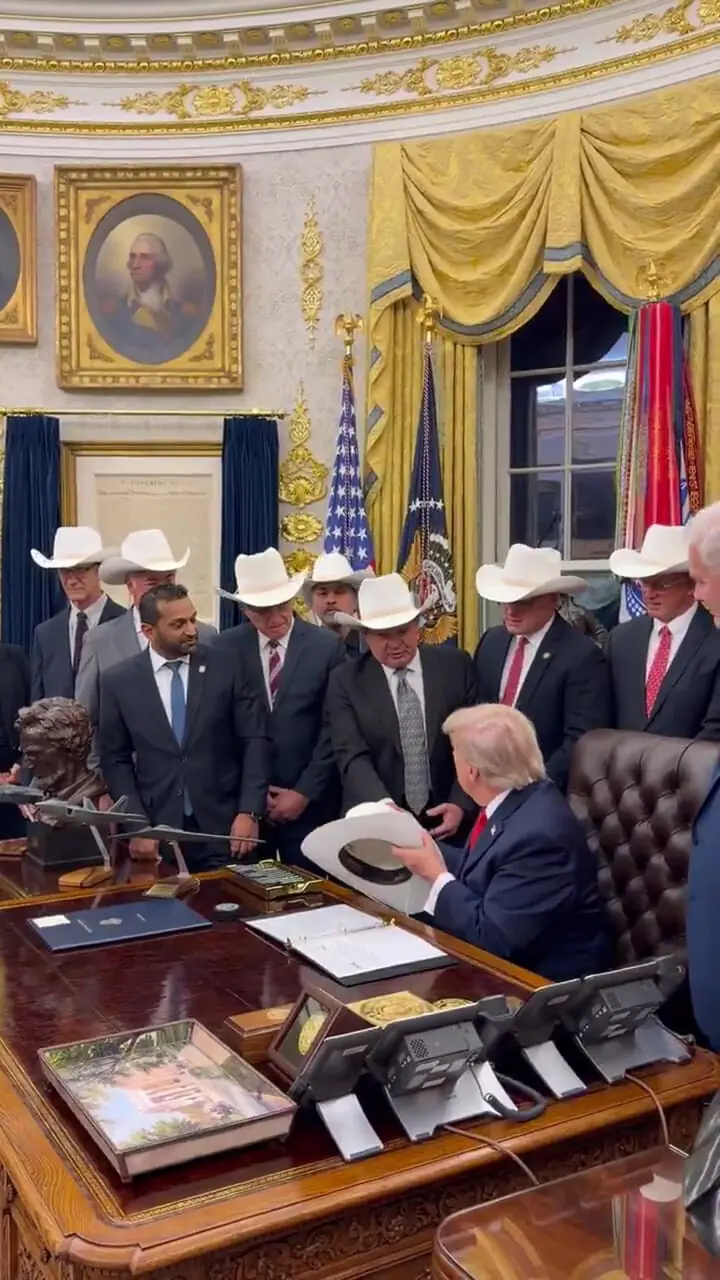 ترامپ با کلاه گاوچرانی