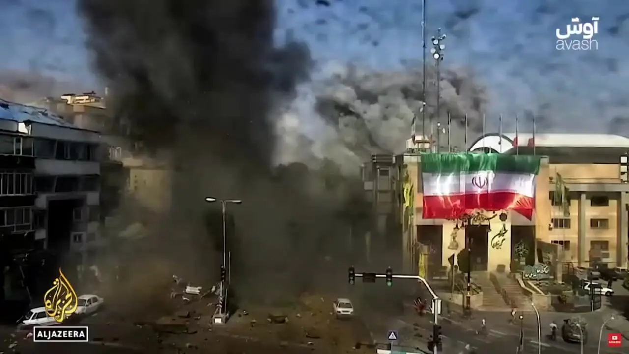 فیلم باکیفیت از لحظه حمله اسرائیل به میدان تجریش