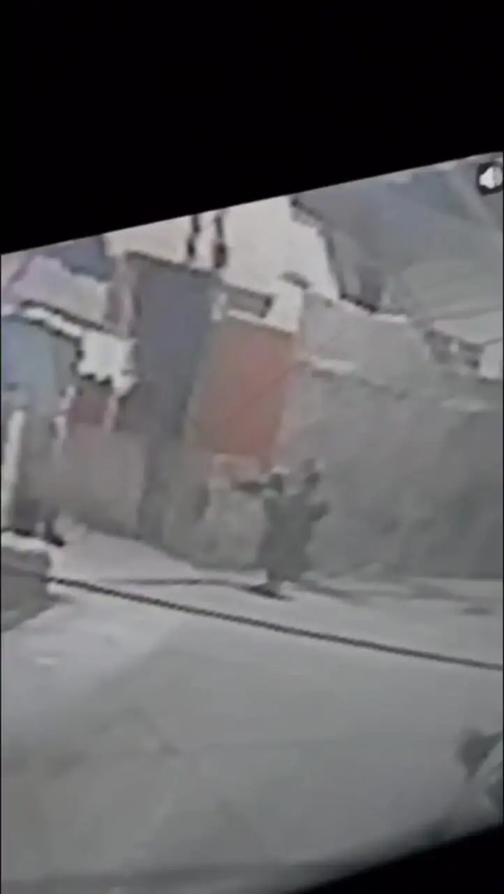 لحظه اعدام نوجوان فلسطینی توسط نظامیان رژیم صهیونیستی