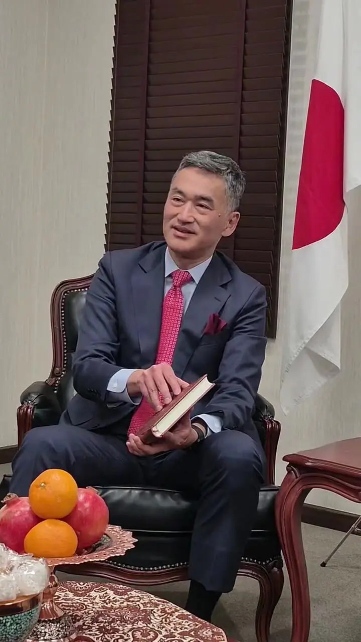 حافظ خوانی سفیر این کشور در تهران