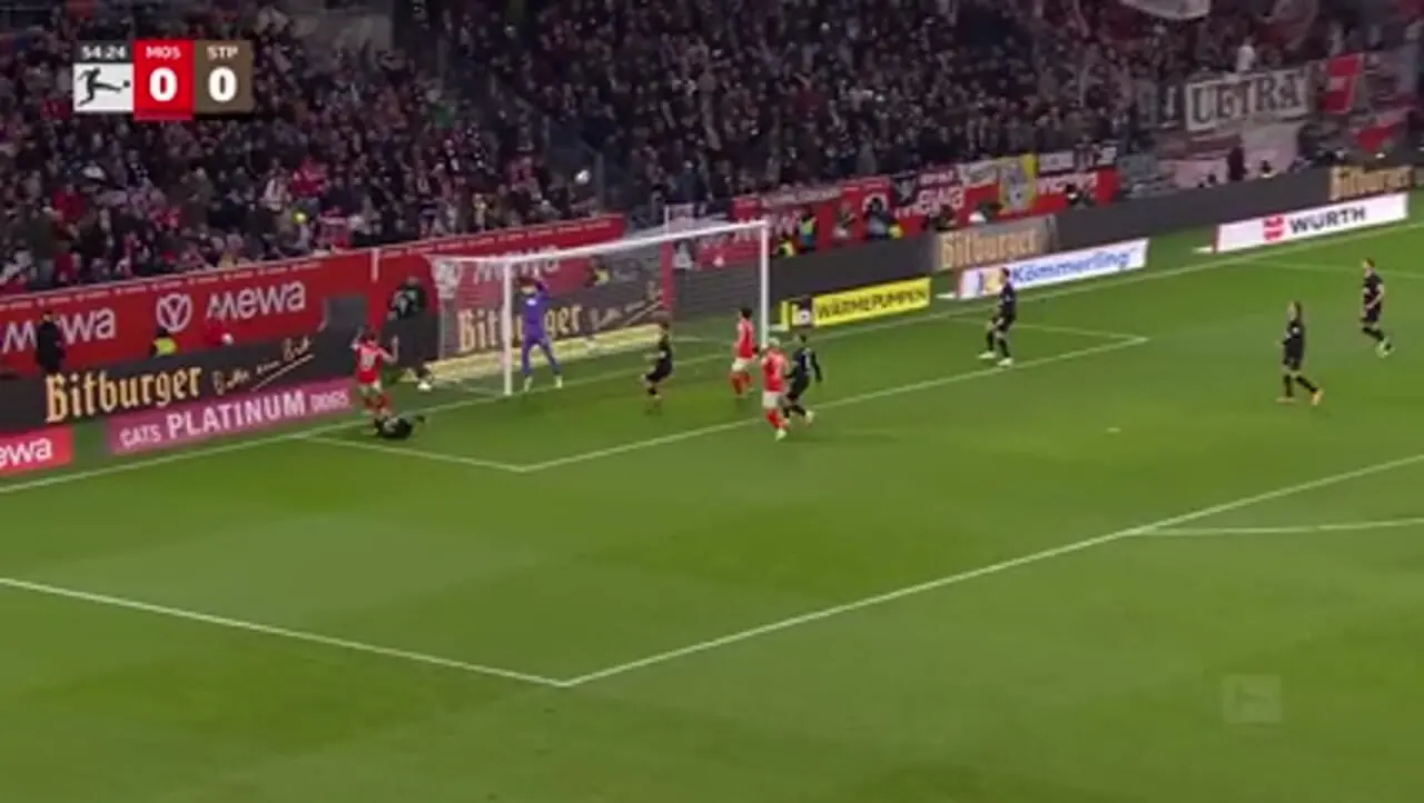 خلاصه بازی ماینتس 0 - سن پائولی 0