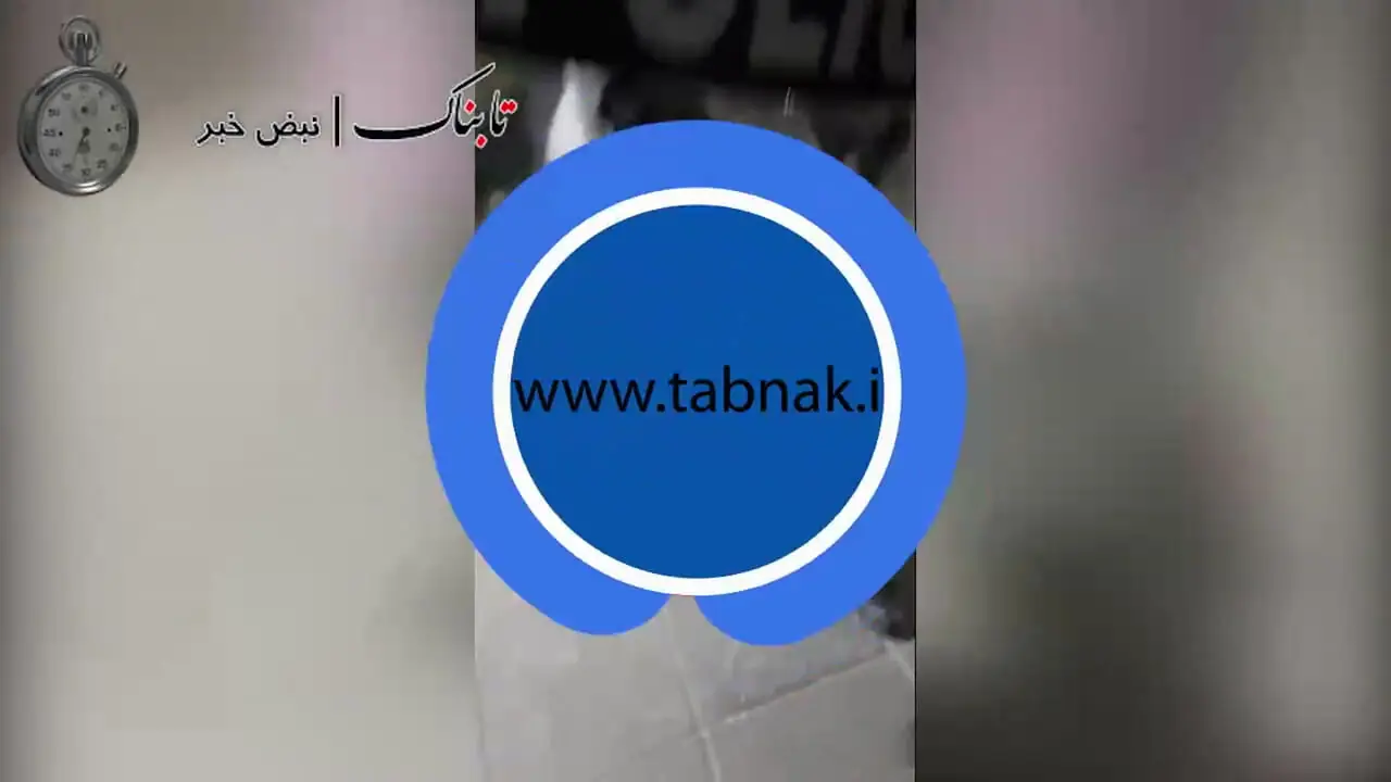 تصاویر خلع سلاح پلیس توسط اغتشاشاگران در اصفهان