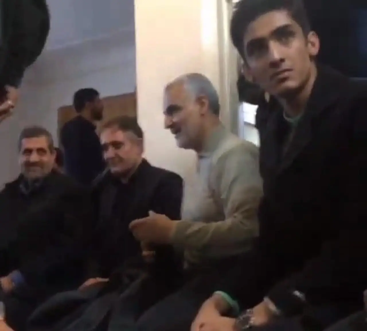 انتشار فیلم کمتر دیده شده از شهیدان حاج قاسم و حاج‌رمضان