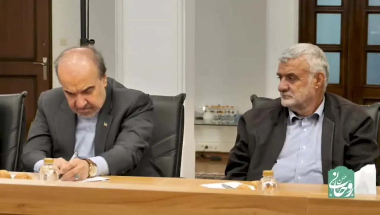 حسن روحانی: رهبر شهید انقلاب بارها نگذاشتند جنگ شود